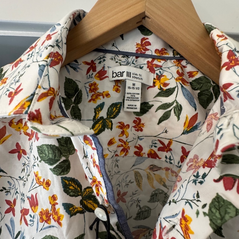 Nordstrom Bar III Floral Fun Tropical Men’s Button Down Dress Shirt - Picture 2 of 4